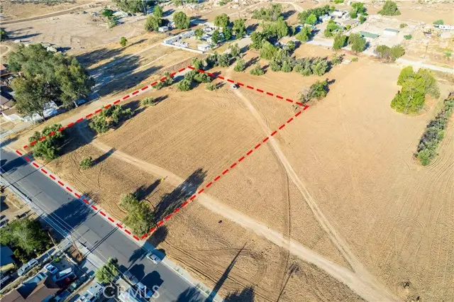 0 313-211-004, Perris, CA 92570 - #1