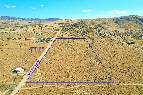 85 Valley Vista Avenue, Apple Valley, CA 92308