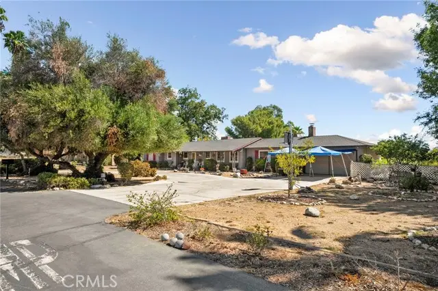 8170 Grapewin, Corona, CA 92880 - #3