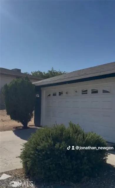17821 Capri, Hesperia, CA 92345 - #2