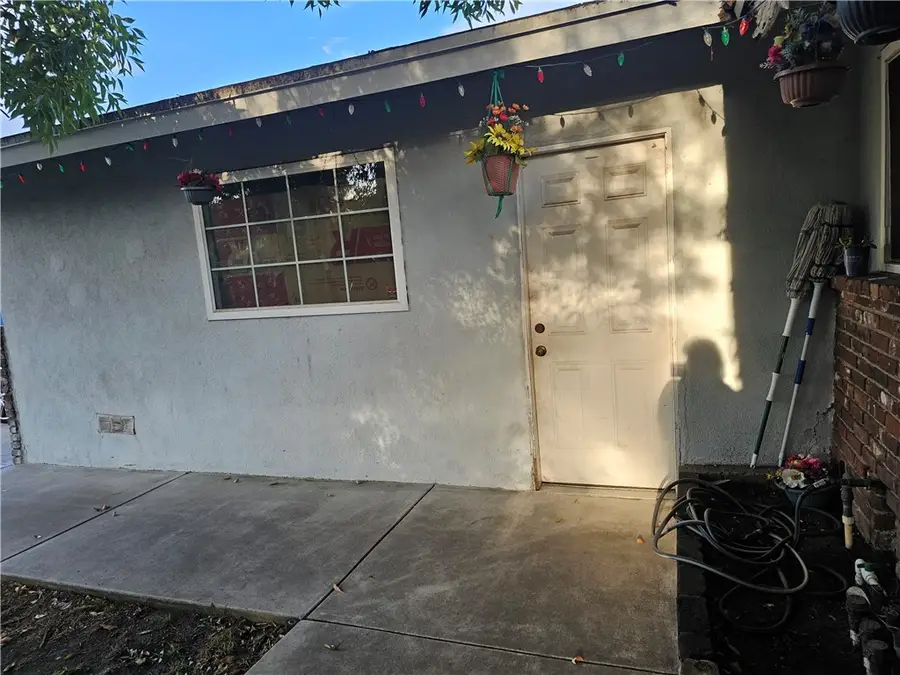 842 Yale Street, Ontario, CA 91764 - #3