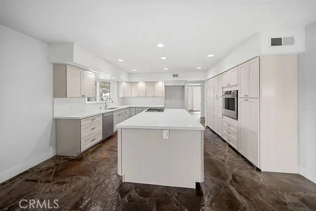 10523 Newville, Downey, CA 90241 - #3