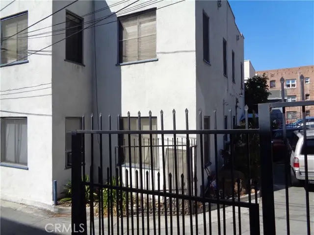 152 Westmoreland Avenue, Los Angeles, CA 90004 - #3