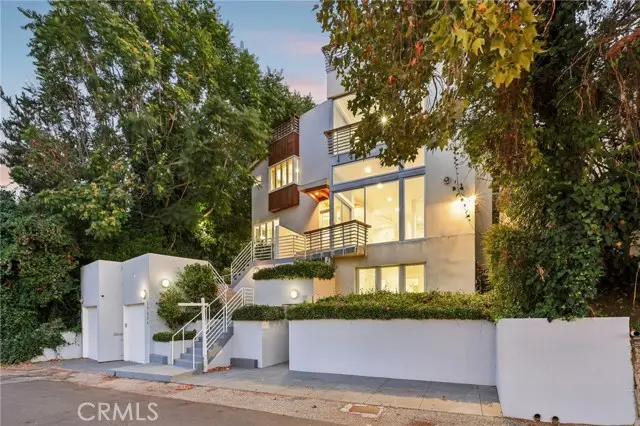 13424 Contour, Sherman Oaks, CA 91423 - #3