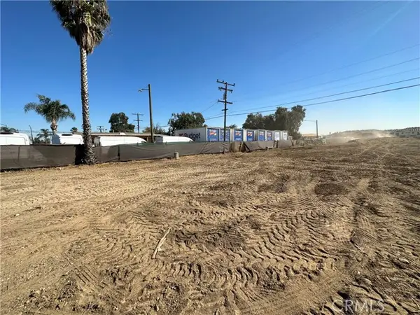 14043 Foothill, Fontana, CA 92335