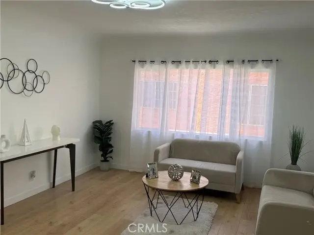 9151 La Salle, Los Angeles, CA 90047 - #3