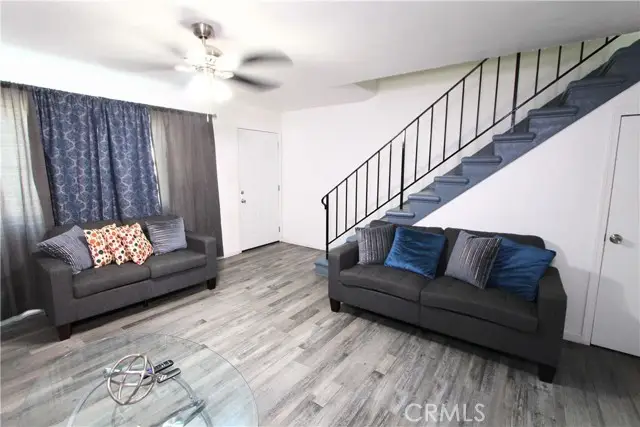 4822 Live Oak St, Cudahy, CA 90201 - #3