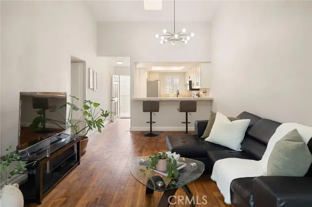 645 Chestnut  #305, Long Beach, CA 90802 - #2