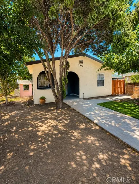 5952 Priory, Bell Gardens, CA 90201