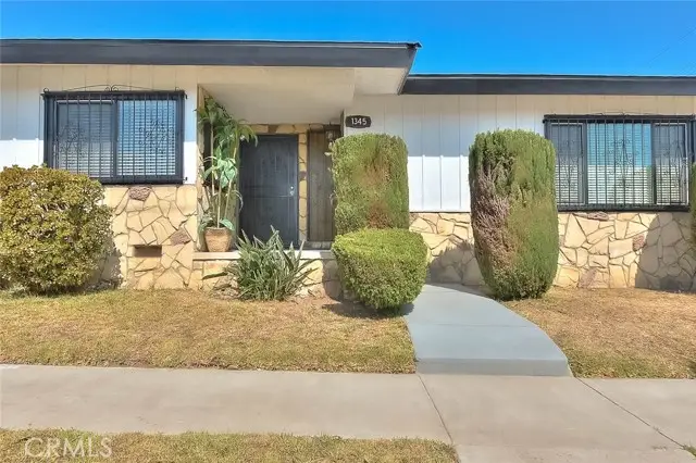 1345 124th, Los Angeles, CA 90044 - #2