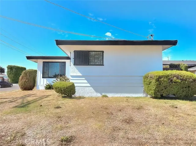 1345 124th, Los Angeles, CA 90044 - #3