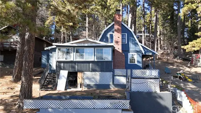 31734 Hilltop, Running Springs, CA 92382 - #2