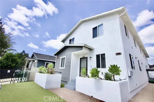 723 E 76th St, Los Angeles, CA 90001 - #1