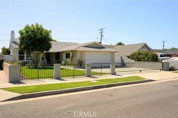 2306 180th St, Torrance, CA 90504