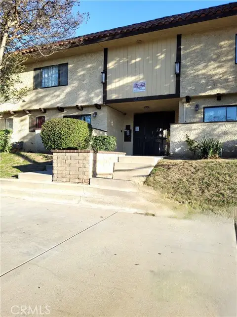 13540 Hubbard St Unit 10, Sylmar, CA 91342