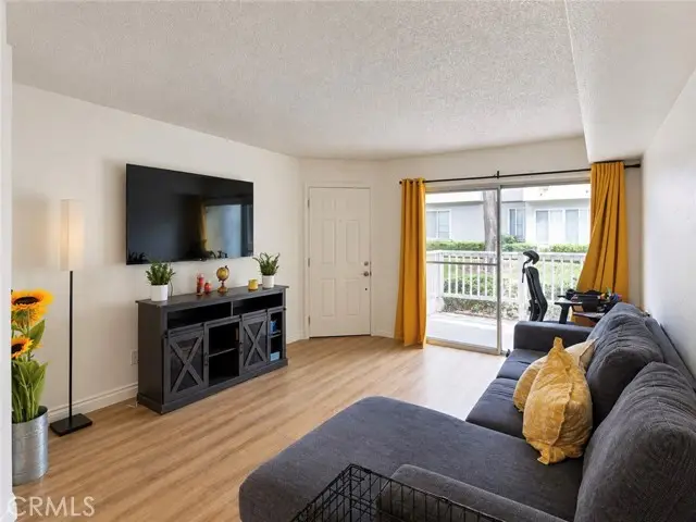 182 Walnut  #B, Rialto, CA 92376 - #1