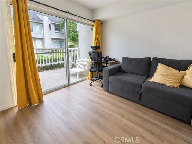 182 Walnut  #B, Rialto, CA 92376 - #2