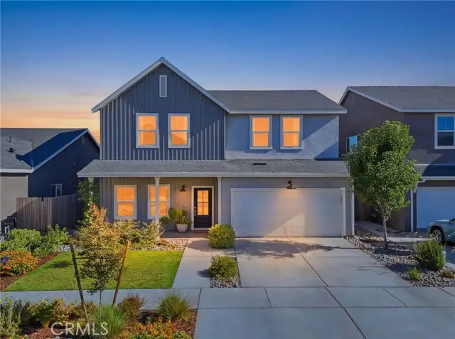 2445 Claridge Way, Hanford, CA 93230 - #1