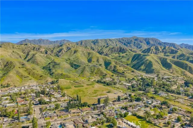 11326 Wheatland Avenue, Sylmar, CA 91342 - #1