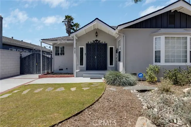6127 Denny, North Hollywood, CA 91606 - #1