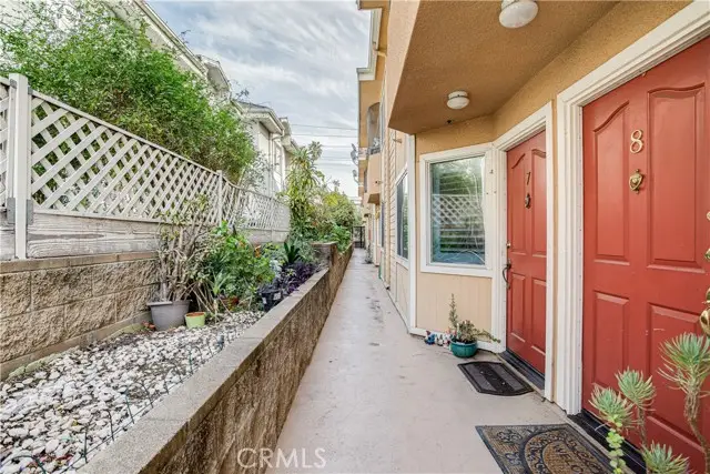 219 N Adams  #8, Glendale, CA 91206 - #3