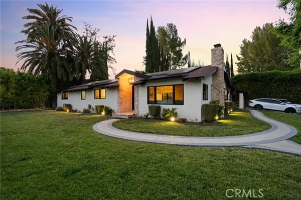 6013 Lubao Avenue, Woodland Hills, CA 91367