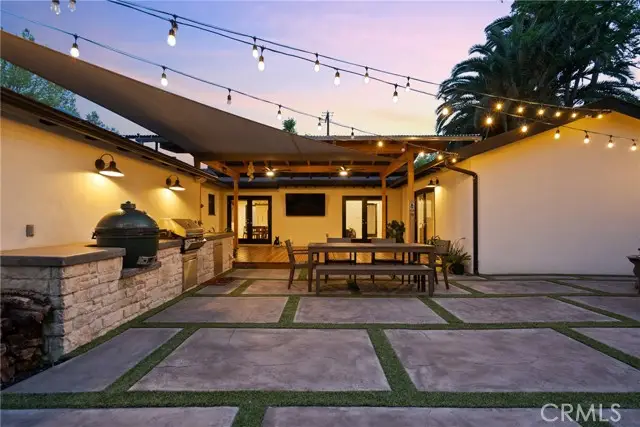 6013 Lubao Avenue, Woodland Hills, CA 91367 - #2