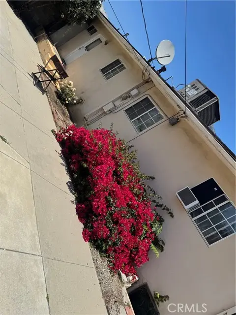 638 Salem Street, Glendale, CA 91203 - #3