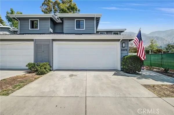 2607 Dove Creek Lane  #B, Pasadena, CA 91107