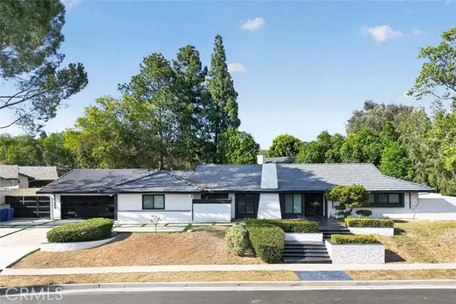 20001 Hiawatha Street, Chatsworth, CA 91311 - #1