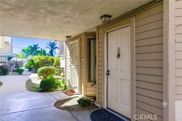 14715 Saticoy Street  #14, Van Nuys, CA 91405 - #3