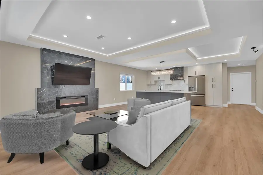 828 Fairmount Road, Burbank, CA 91501 - #2