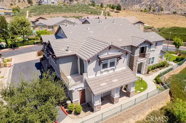 16739 Nicklaus Drive  #25, Sylmar, CA 91342