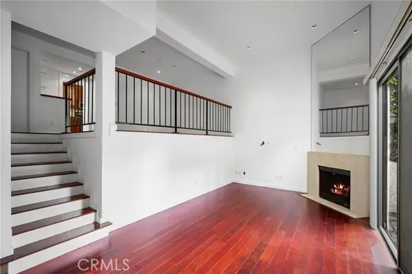 300 Isabel Street  #10, Glendale, CA 91206