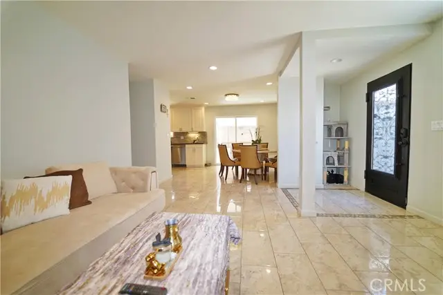 4700 Topanga Canyon, Woodland Hills, CA 91364 - #3