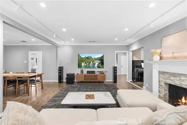 1358 Justin, Glendale, CA 91201 - #2