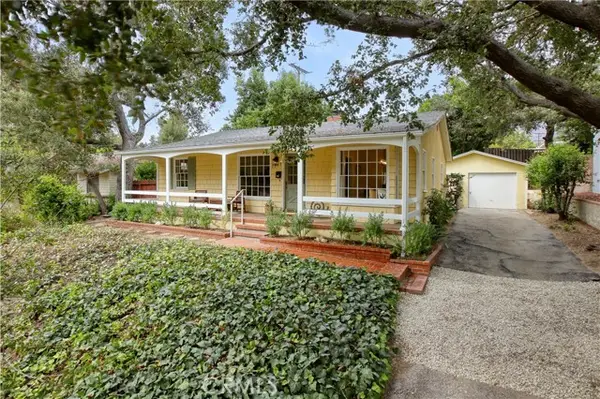 3213 Park Vista Drive, Glendale, CA 91214