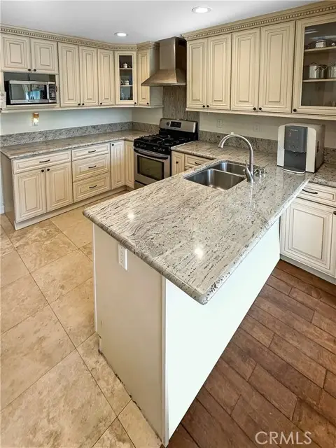 19169 Index Street  #1, Porter Ranch, CA 91326 - #3