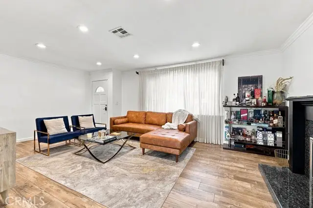 13067 Azores, Sylmar, CA 91342 - #1