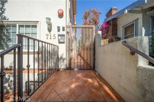 715 Angeleno  #104, Burbank, CA 91501 - #2