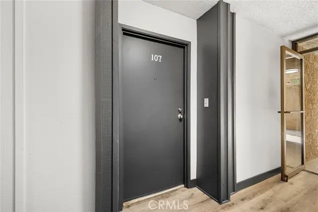 320 Stocker  #107, Glendale, CA 91207 - #3