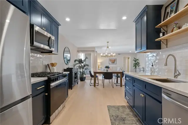 10707 Camarillo Street  #314, Toluca Lake, CA 91602 - #2