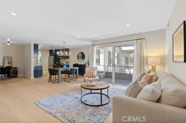 10707 Camarillo Street  #314, Toluca Lake, CA 91602 - #3