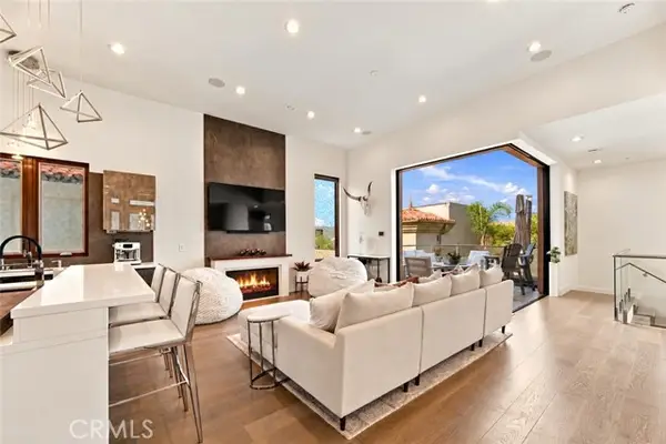 721 1st Place, Hermosa Beach, CA 90254