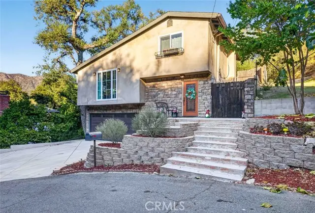 9704 Marcus Lane, Tujunga, CA 91042 - #2