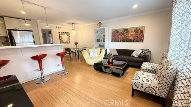 957 Gramercy  #203, Los Angeles, CA 90019 - #2