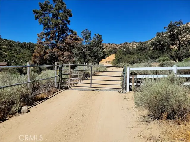 3131 Whispering Pines Rd, Wrightwood, CA 92397 - #2