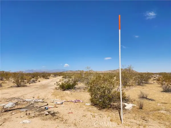40 Joshua Tree, Joshua Tree, CA 92252