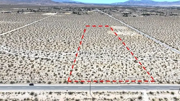 9 Camp Rock Road, Lucerne Valley, CA 92356