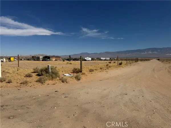 1 North Side, Lucerne Valley, CA 92356